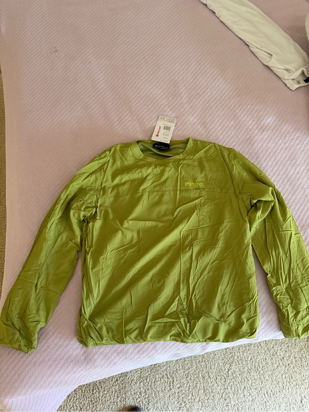 Marmot Men’s Lightweight Pullover Jacket in Lime Green